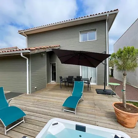 Welcoming New Architects House With Jacuzzi *